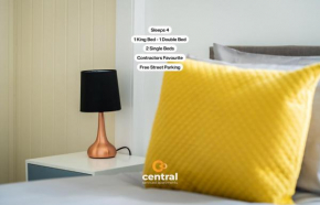 Central Serviced Apartments - 3 Bedrooms - Sleeps 4 - SuperKing Bed - King Bed - 2 Single Beds - Fully Equipped - Street Parking - Contact us for your SHORT & LONG Term Stay Requirements CENTRAL SHORT
